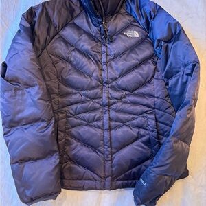 The North Face 550 purple  Puffer Jacket